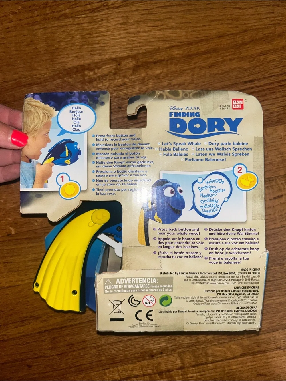 Year 2016 Disney Pixar Finding Dory Voice Changer Figure LET'S SPEAK WHALE DORY